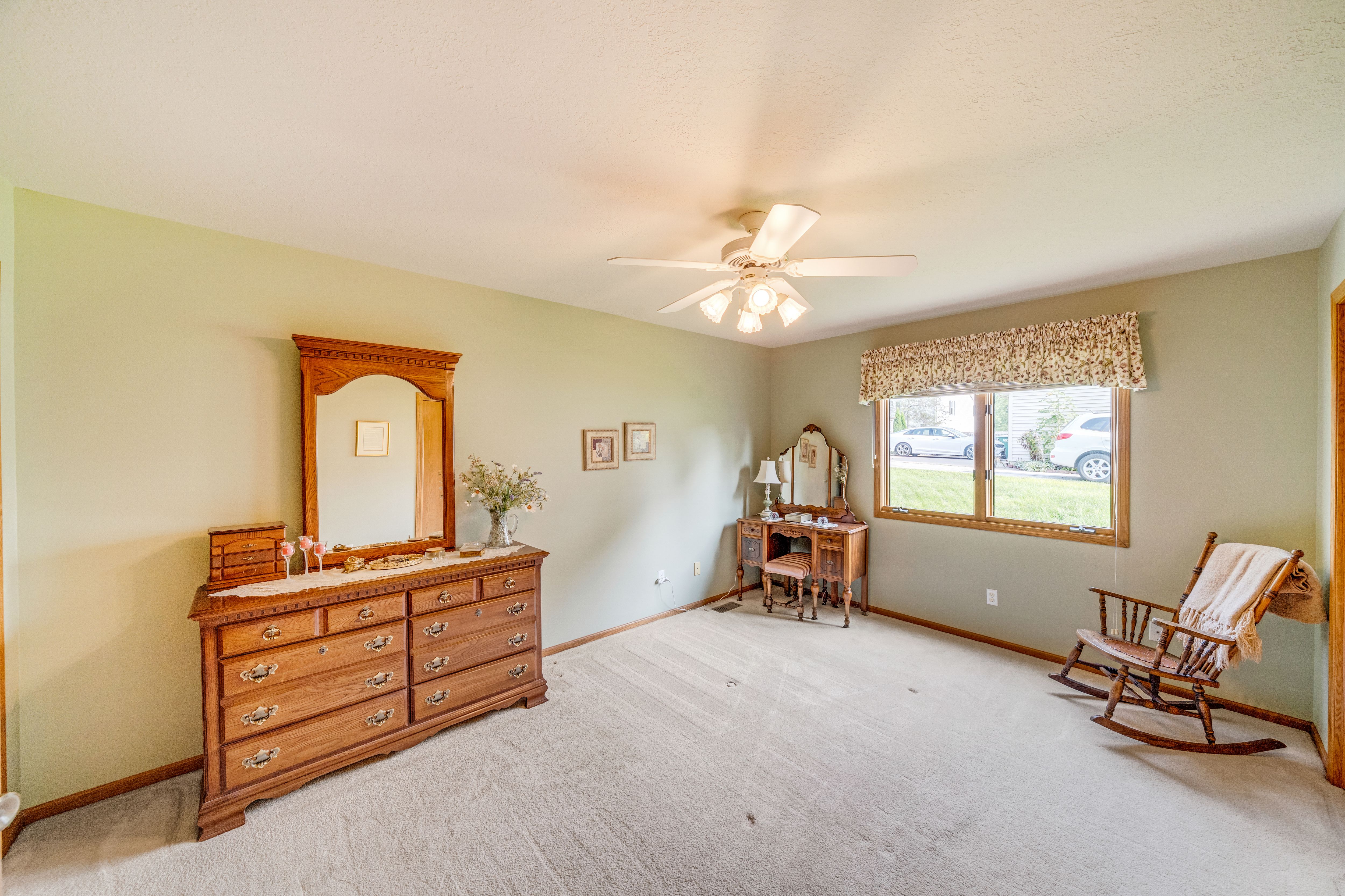 Listing Photo: 106 W Franklin Ave, Indianola, IA 50125-15